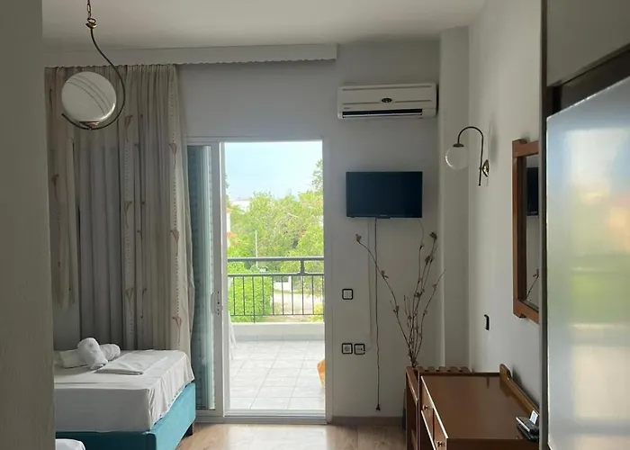 Athina Hotel